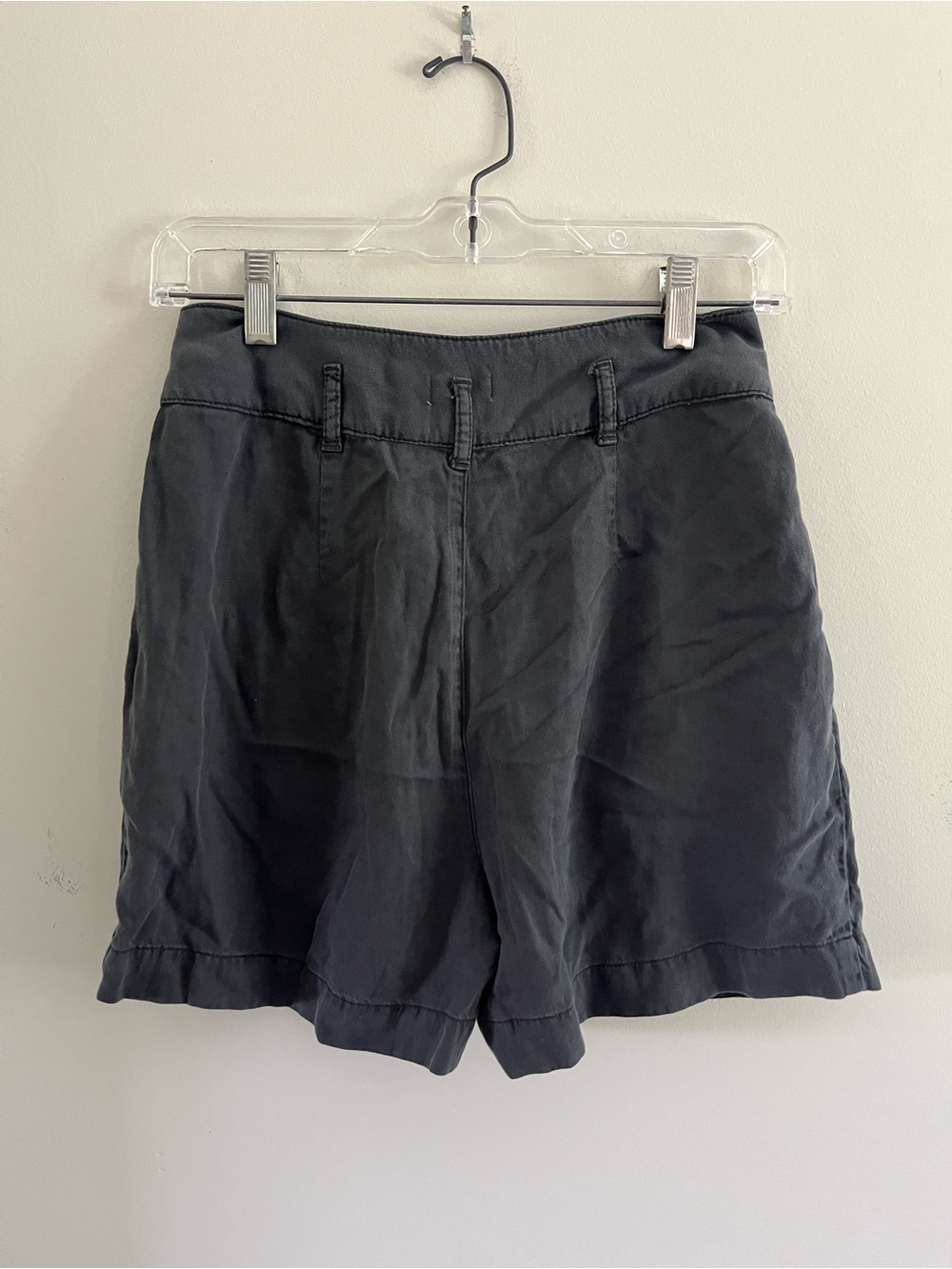 Faherty Shorts - Picture 2 of 4